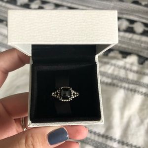 Pandora vibrant spirit ring in black